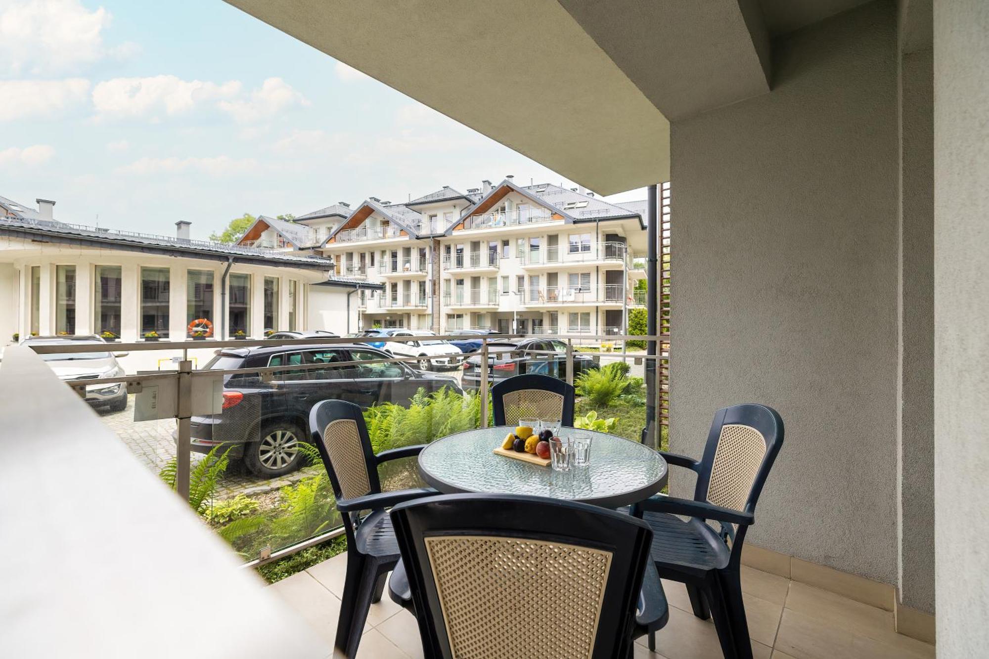 Przestronne Apartamenty W Zakopanem Z Trzema Sypialniami I Parkingiem By Noclegi Renters Εξωτερικό φωτογραφία